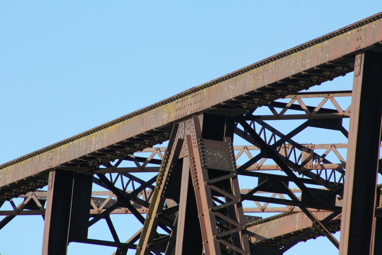 Upper connection, south span